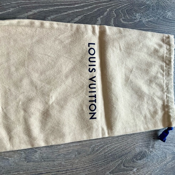 Authentic Louis Vuitton Runaway Sneaker - Barely used in mint condition! - Picture 6 of 7